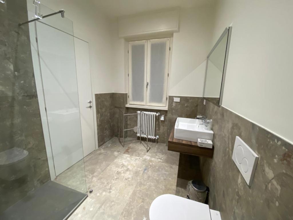 Foresteria Dansi Варезе Экстерьер фото