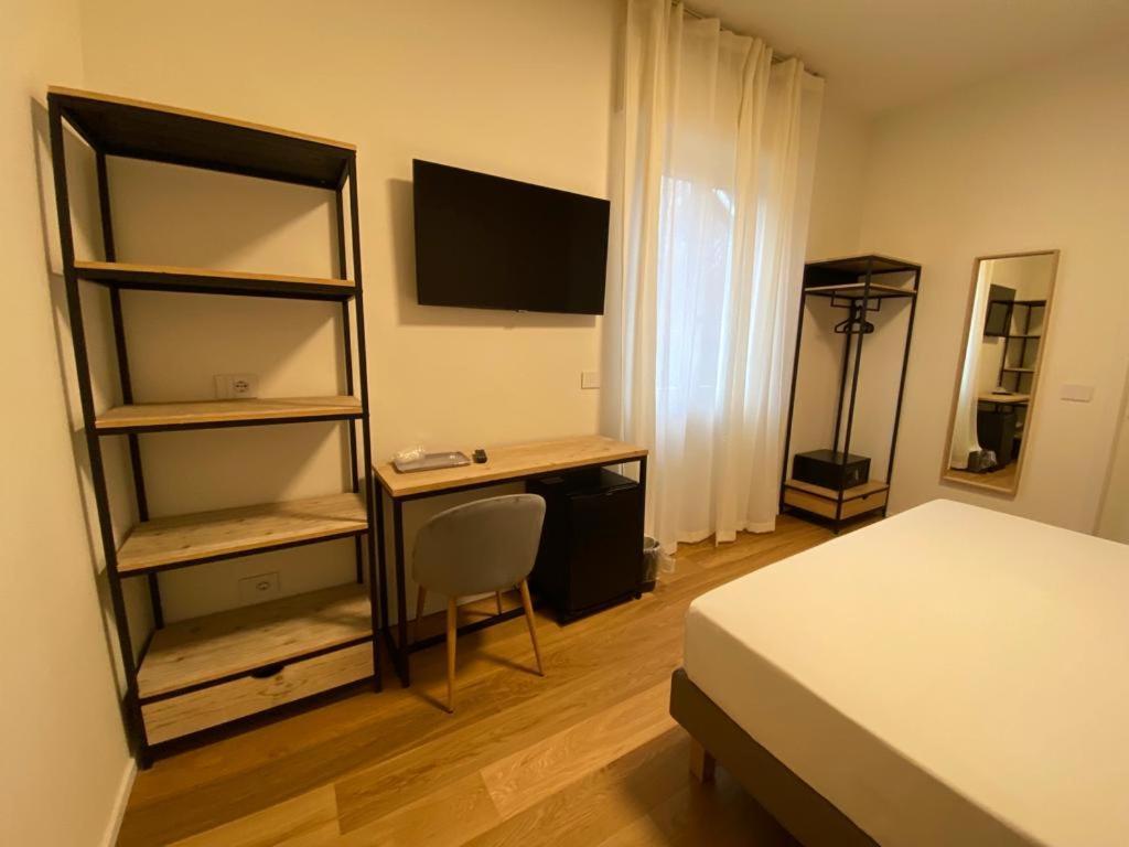 Foresteria Dansi Варезе Экстерьер фото