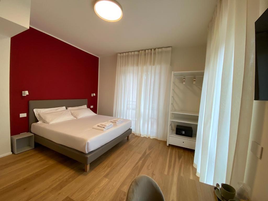Foresteria Dansi Варезе Экстерьер фото